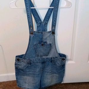 Multiple jean short jumpers